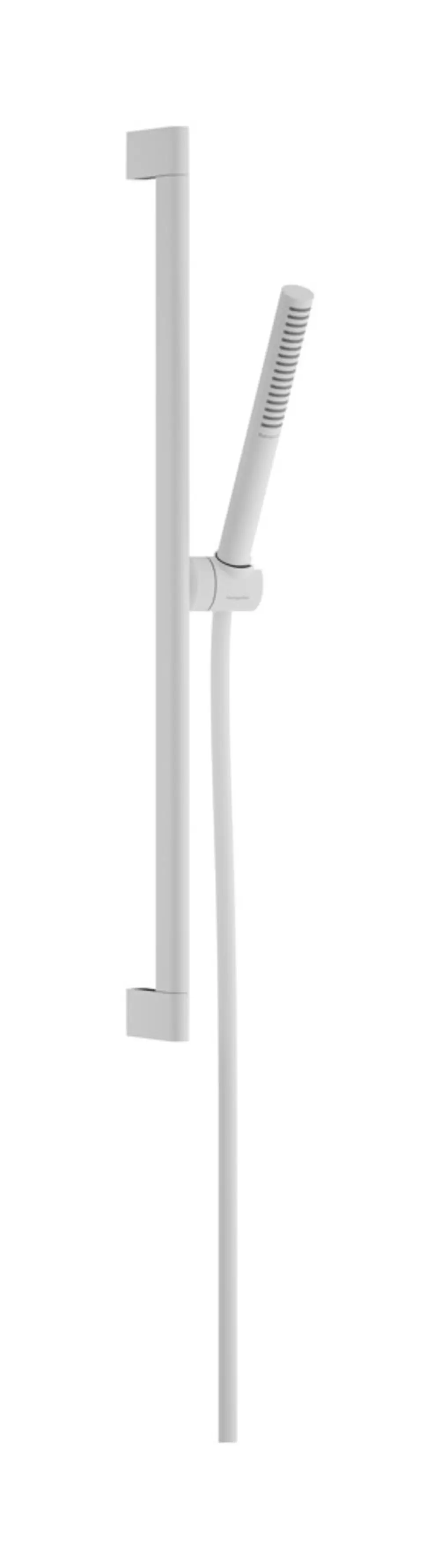 Weißes Hansgrohe-Duschset mit handlicher Brause und einer Halterung. Der Duschschlauch ist an der Brause befestigt, die Duschstange ist vertikal montiert.